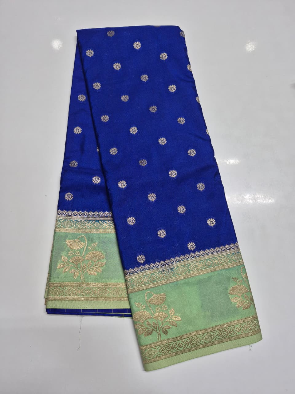 Semi Mysore Crepe with Small Butta Saree (RK0009)