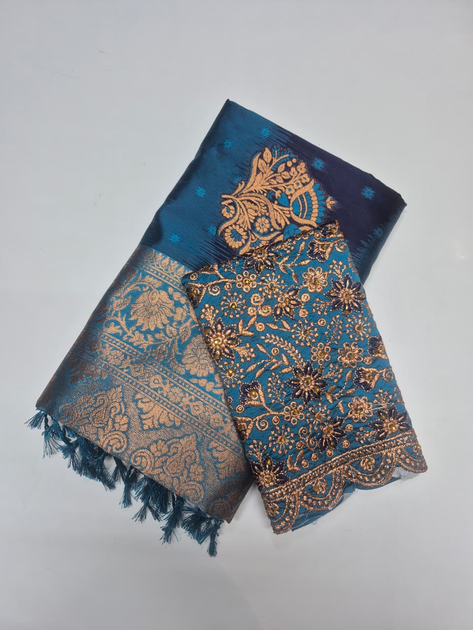 Uppada pattu Mix with Blouse Work (RK0005)